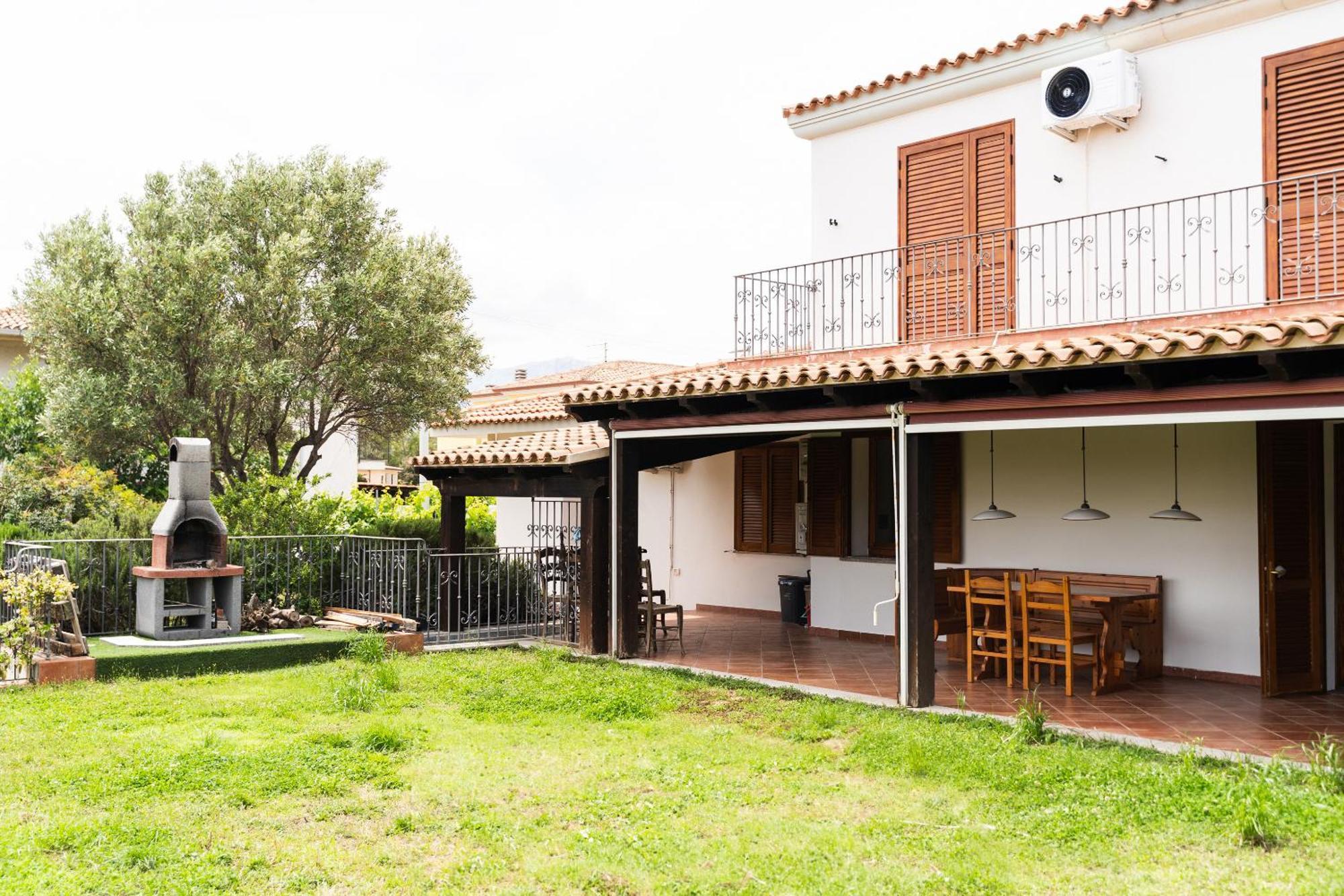 Mera House Posada  Extérieur photo